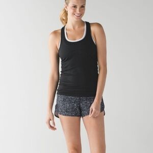 Lululemon women's speed up shorts Black White Splatter Speckled Running